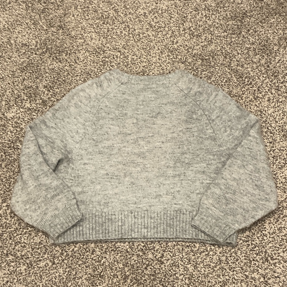 Old Navy Women’s Gray Sweater with Vibrant Pink Heart, Valentines Day size xs - Picture 6 of 9